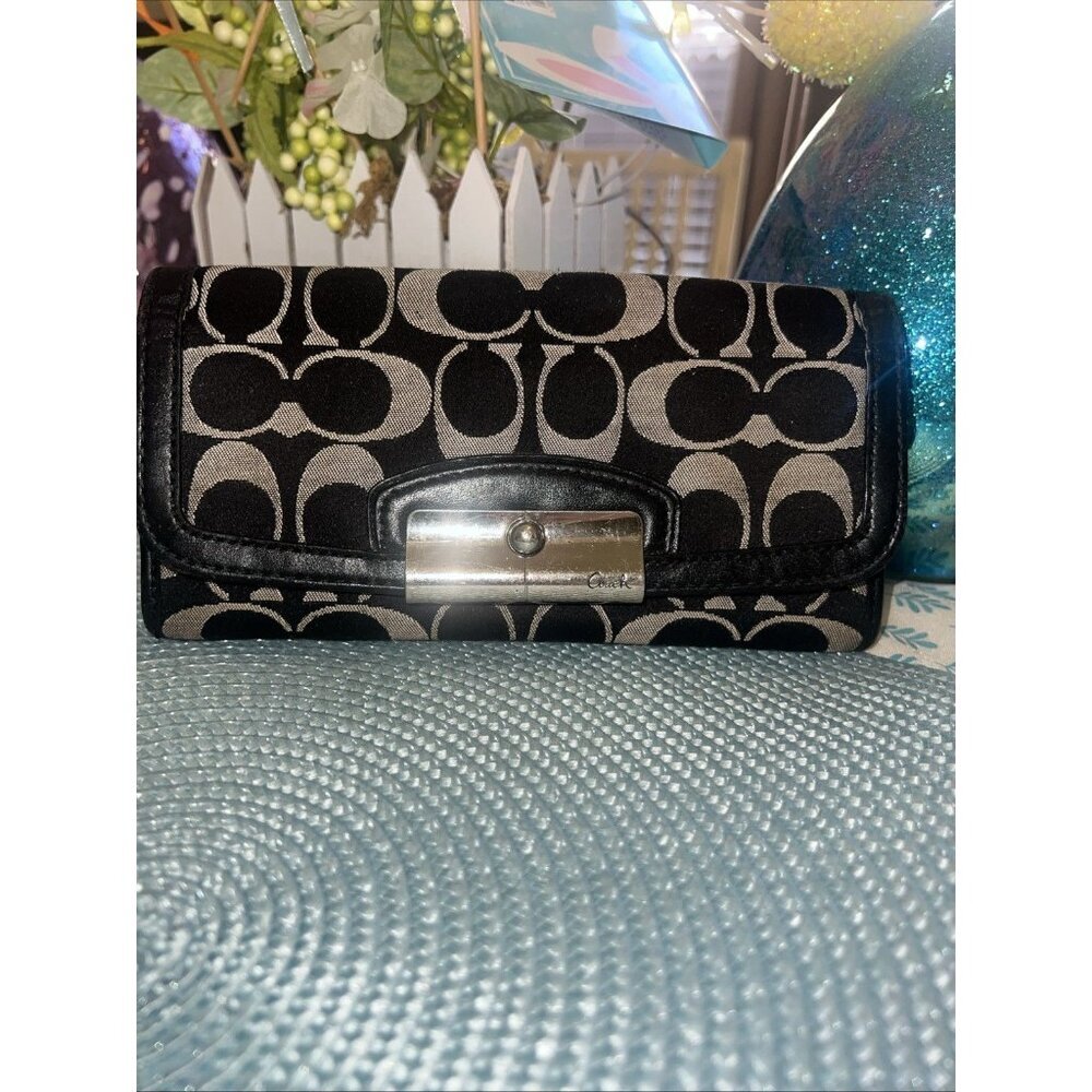 Coach Signature Long Black And Gray Wallet